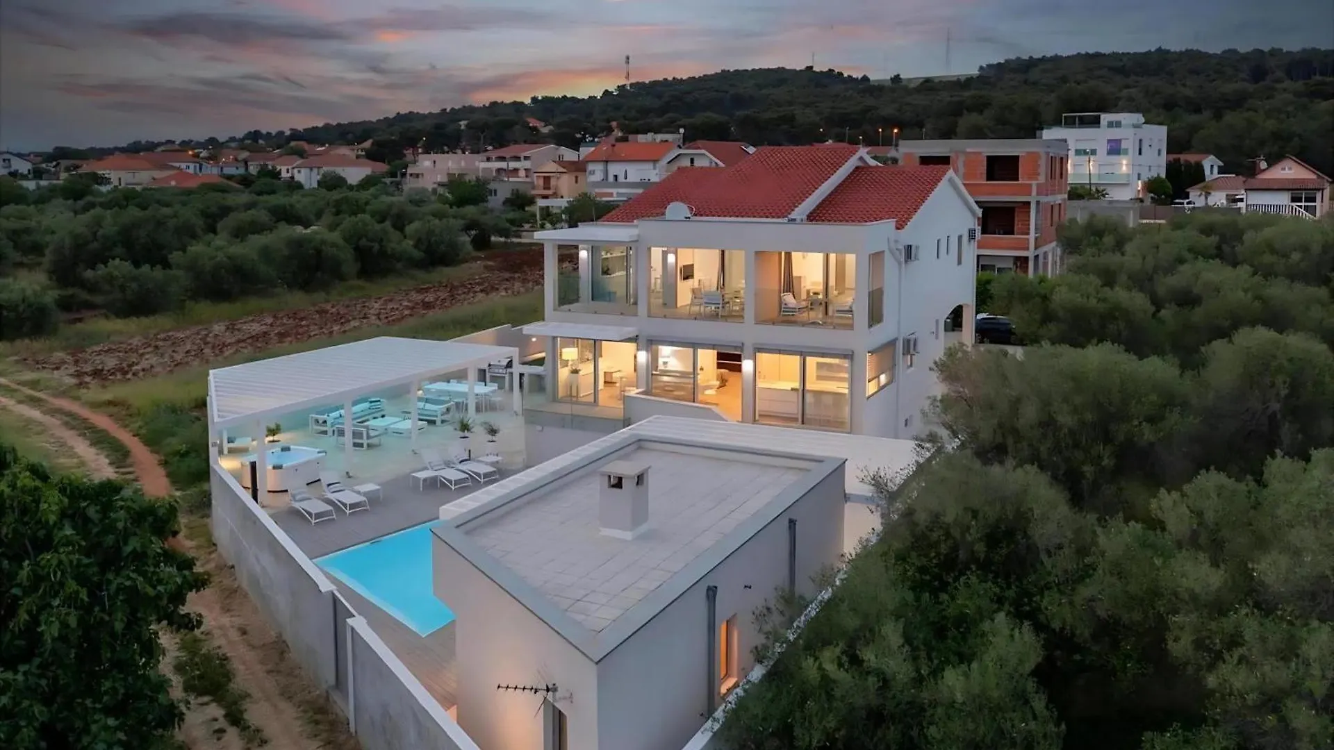 Lalic Gallery Villa Bibinje 0*,  Croatia